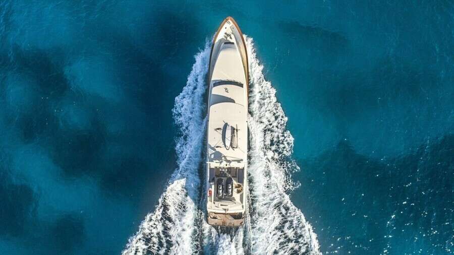 TRUE NORTH 118ft Broward Yacht For Sale