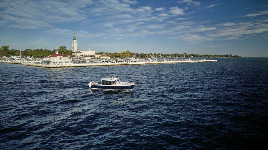 38ft MJM Yacht For Sale