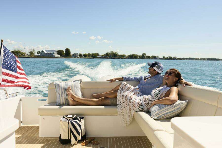 47ft MJM Yacht For Sale 47ft MJM Yacht For Sale