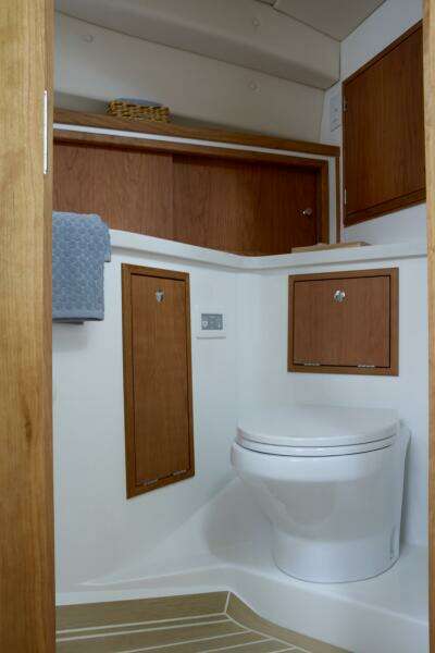 47ft MJM Yacht For Sale