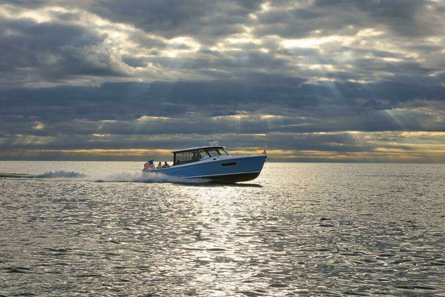 47ft MJM Yacht For Sale 47ft MJM Yacht For Sale