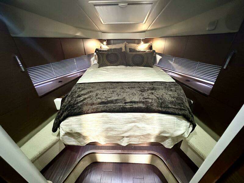 47ft Sea Ray Yacht For Sale