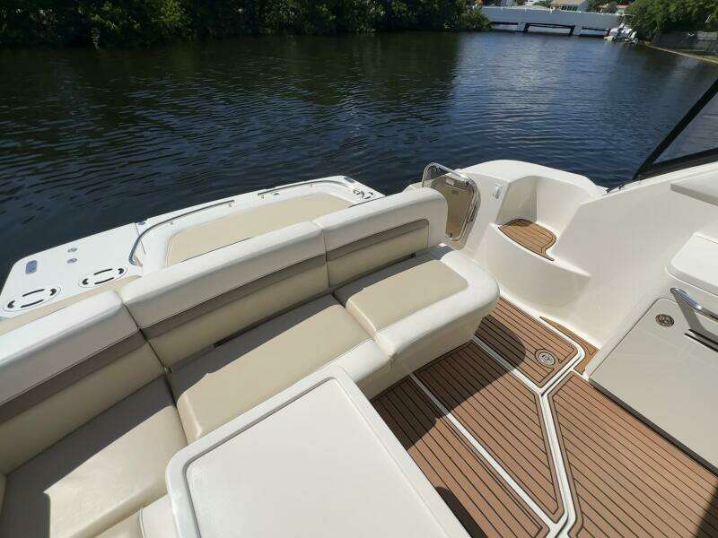 47ft Sea Ray Yacht For Sale