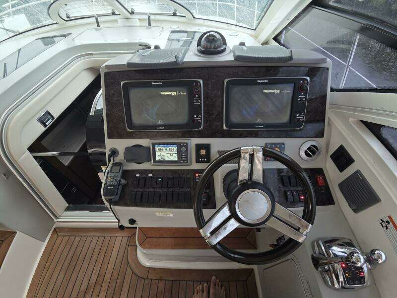 47ft Sea Ray Yacht For Sale