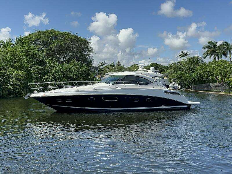 47ft Sea Ray Yacht For Sale