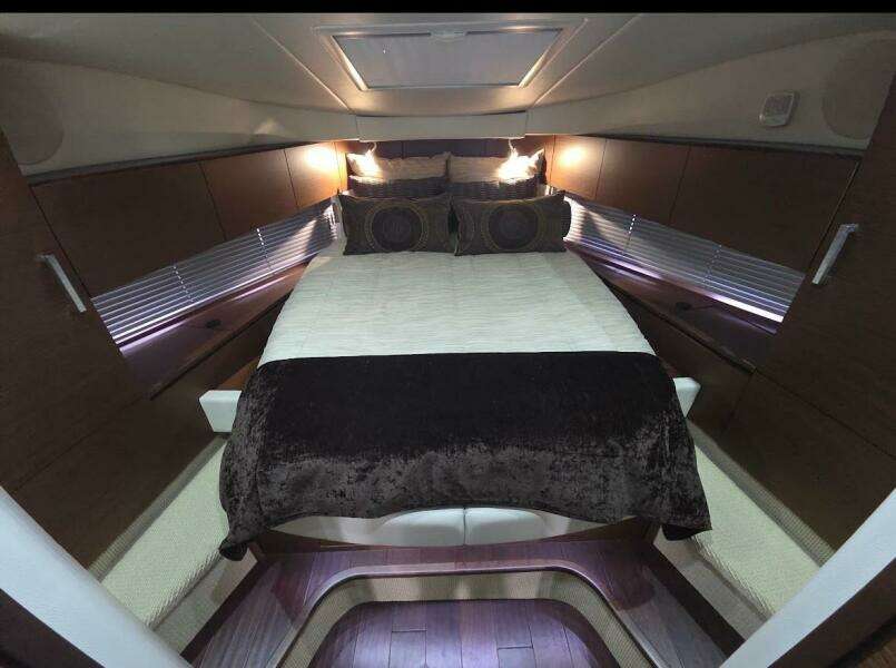 47ft Sea Ray Yacht For Sale