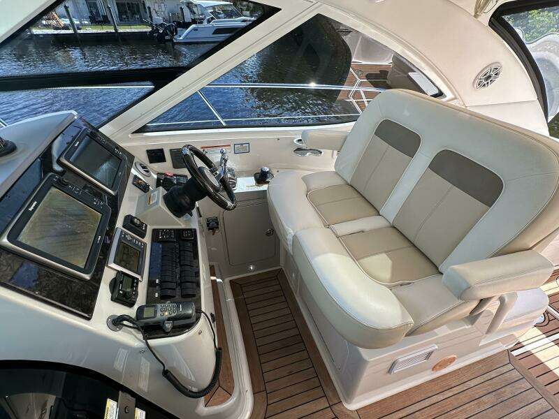 47ft Sea Ray Yacht For Sale
