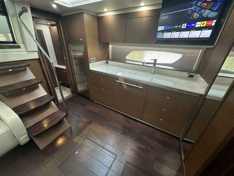 47ft Sea Ray Yacht For Sale
