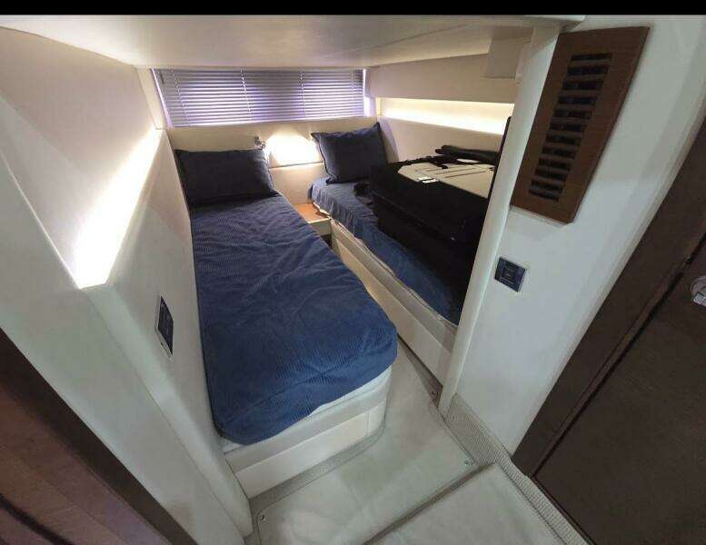 47ft Sea Ray Yacht For Sale