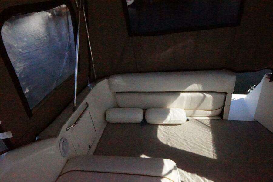 27ft Sea Ray Yacht For Sale