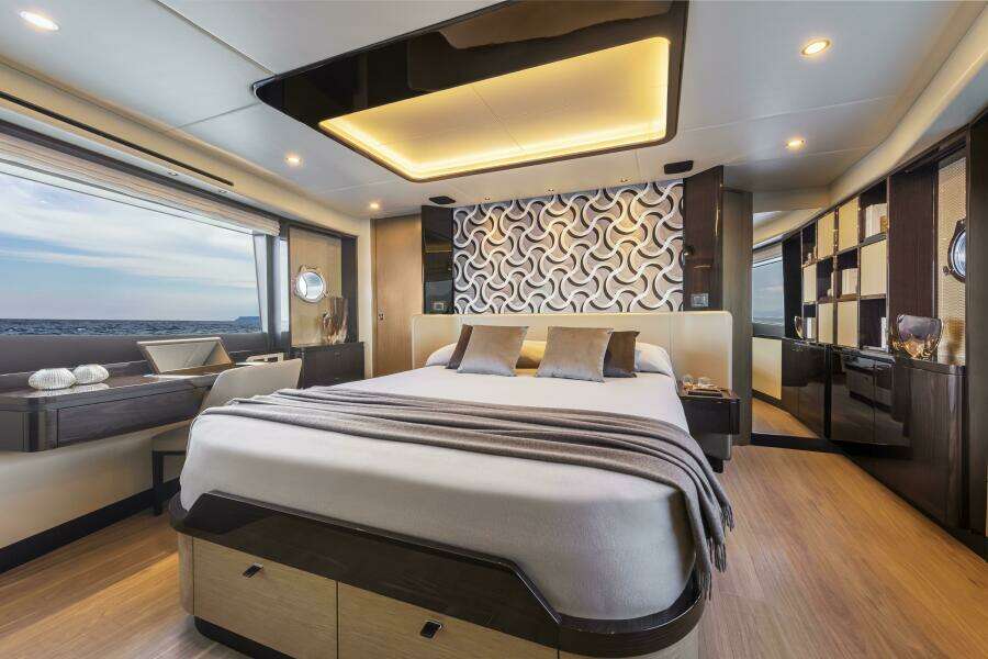 60ft Absolute Yacht For Sale