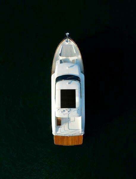 58ft Absolute Yacht For Sale
