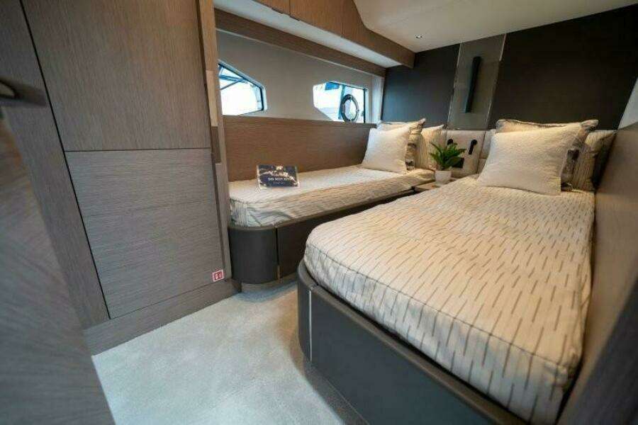 55ft Sunseeker Yacht For Sale