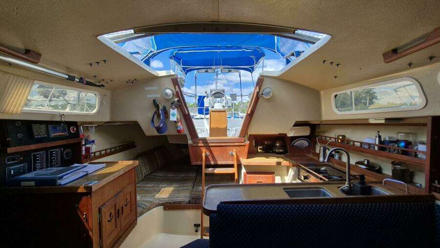 Second Wind V 30ft Catalina Yacht For Sale