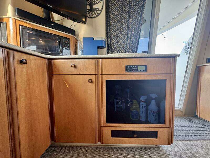 34ft Meridian Yacht For Sale