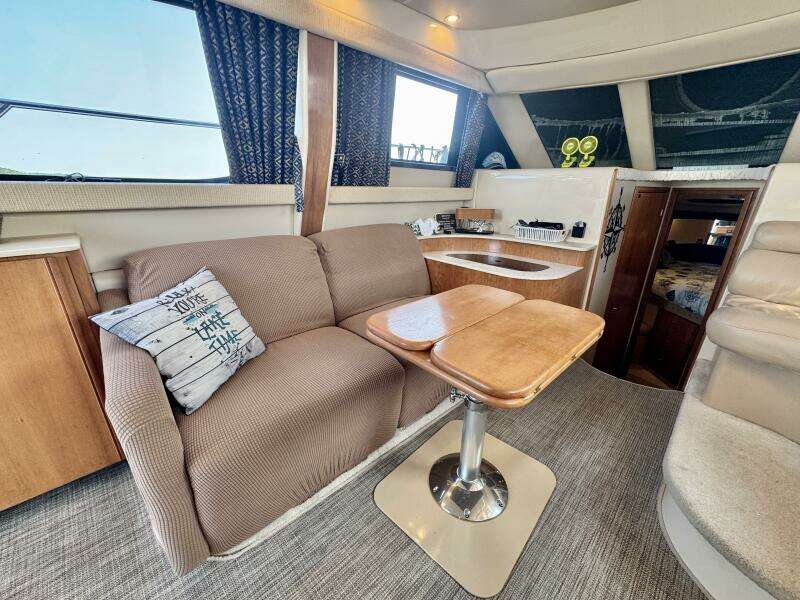 34ft Meridian Yacht For Sale