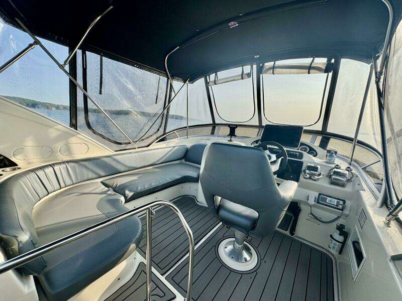 34ft Meridian Yacht For Sale