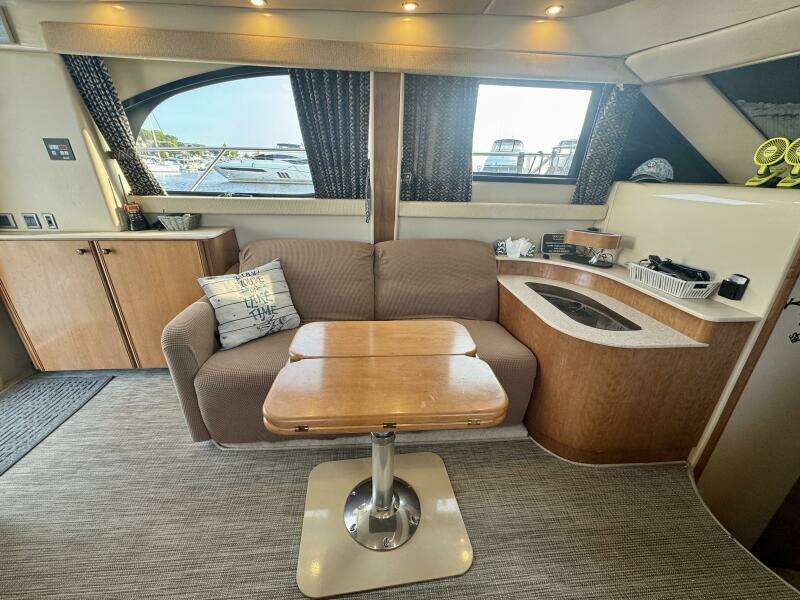 34ft Meridian Yacht For Sale