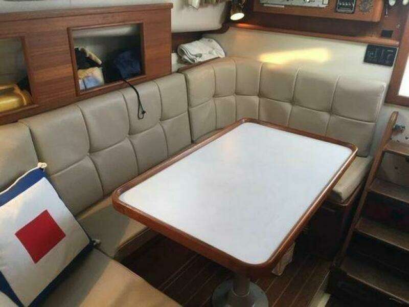 33ft Fortier Yacht For Sale
