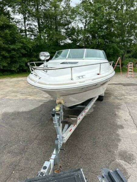 28ft Sea Ray Yacht For Sale