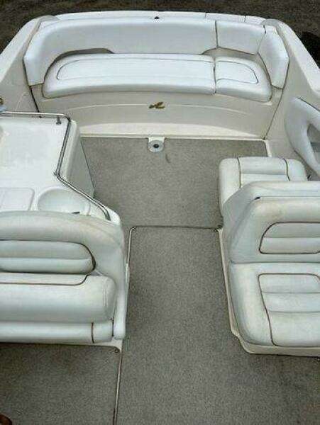 28ft Sea Ray Yacht For Sale