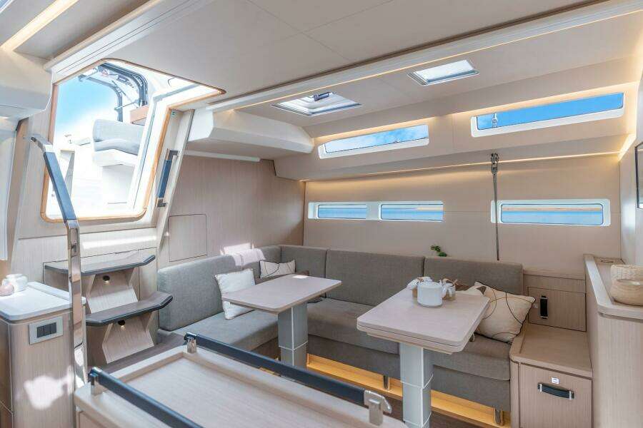 55ft Jeanneau Yacht For Sale