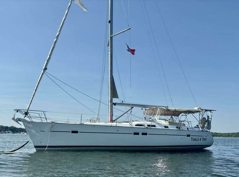 Table 4 Two 42ft Beneteau Yacht For Sale