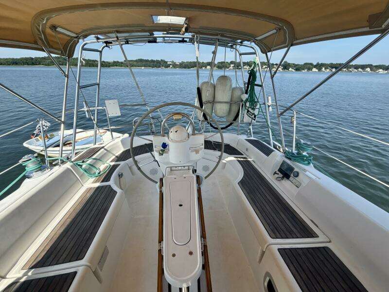 Table 4 Two 42ft Beneteau Yacht For Sale