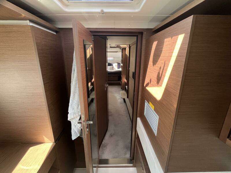 Kokomo 45ft Lagoon Yacht For Sale