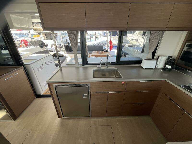 Kokomo 45ft Lagoon Yacht For Sale