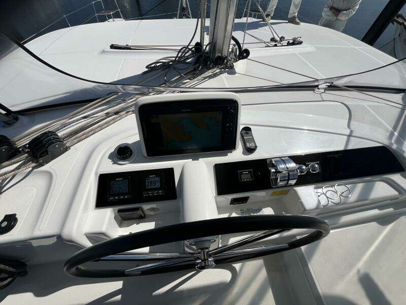 Kokomo 45ft Lagoon Yacht For Sale