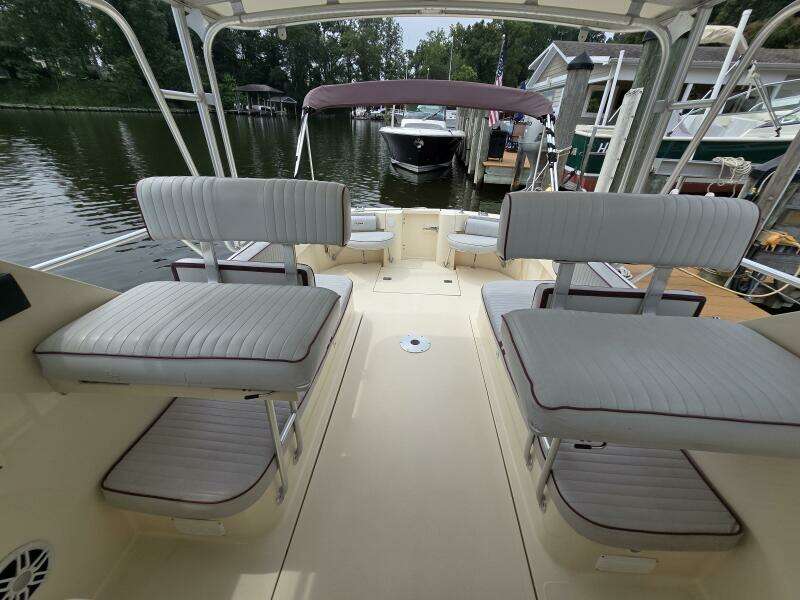 Reflections 30ft Mainship Yacht For Sale