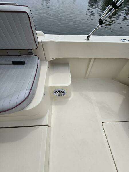 Reflections 30ft Mainship Yacht For Sale