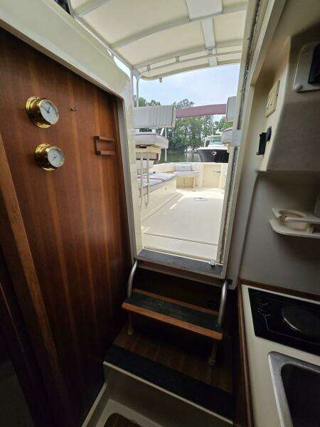 Reflections 30ft Mainship Yacht For Sale