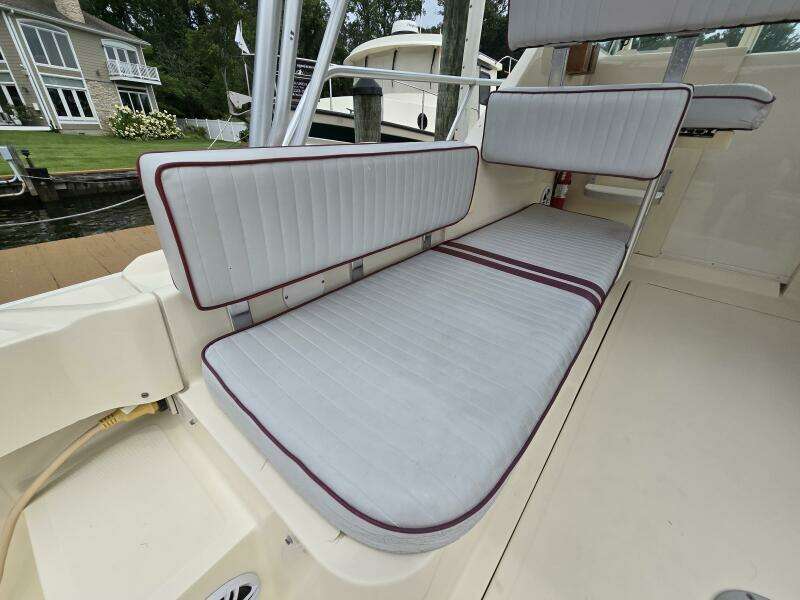 Reflections 30ft Mainship Yacht For Sale