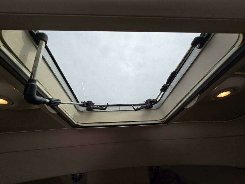 Reflections 30ft Mainship Yacht For Sale