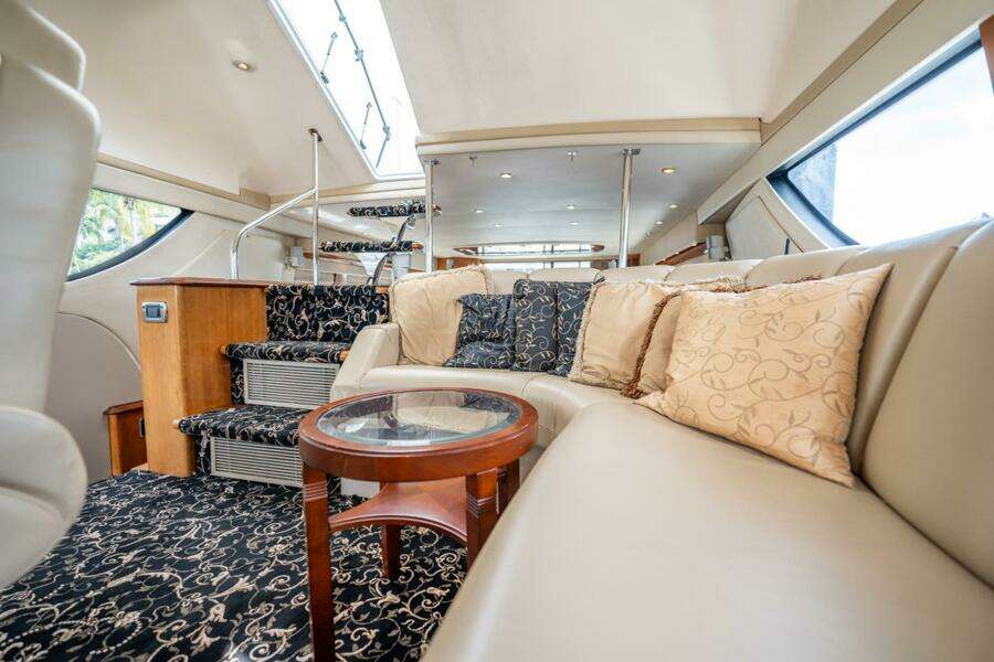 Sound Traveler 56ft Carver Yacht For Sale
