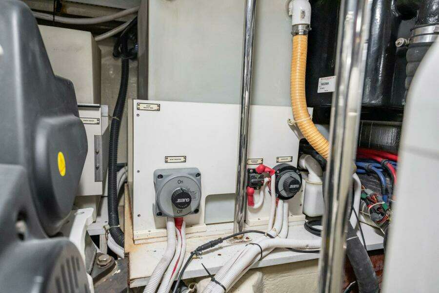 Sound Traveler 56ft Carver Yacht For Sale