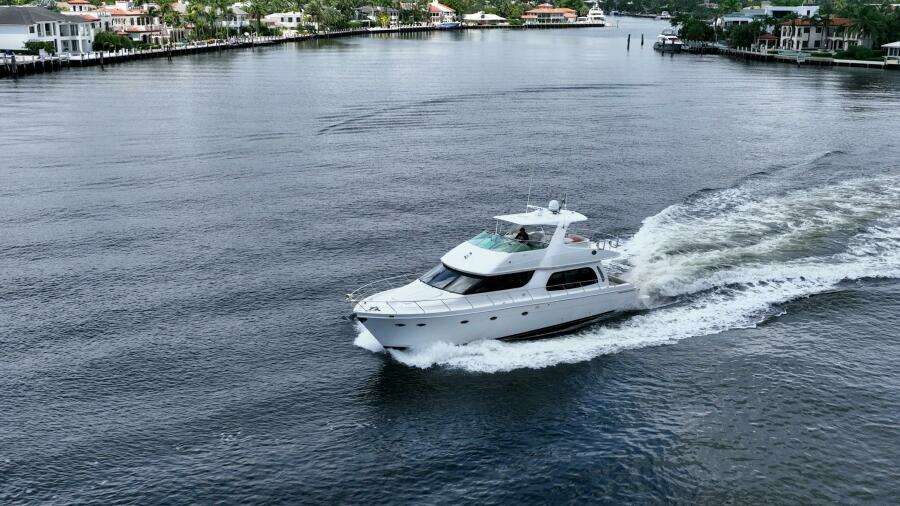 Sound Traveler 56ft Carver Yacht For Sale