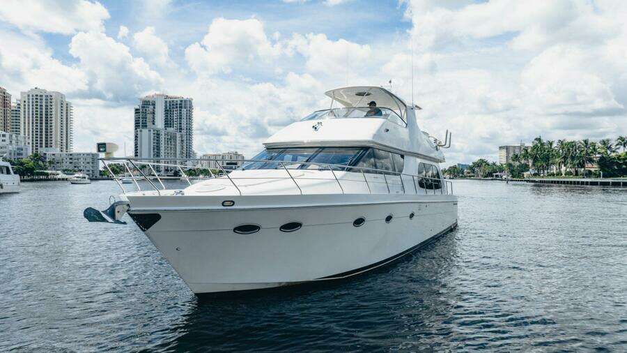 Sound Traveler 56ft Carver Yacht For Sale