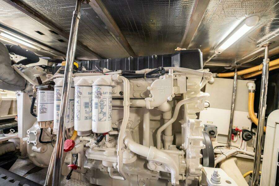 Sound Traveler 56ft Carver Yacht For Sale