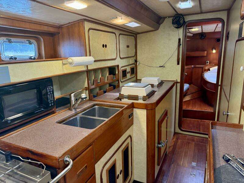 Su Ching 55ft Tayana Yacht For Sale