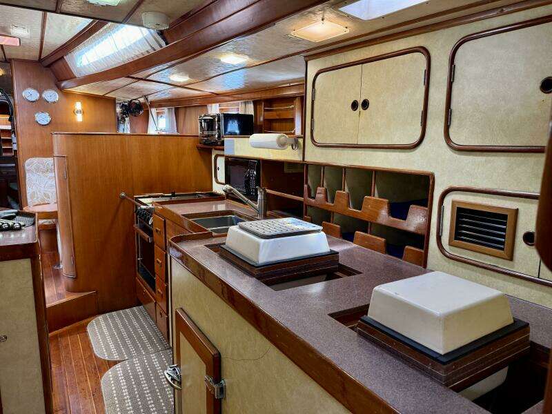 Su Ching 55ft Tayana Yacht For Sale