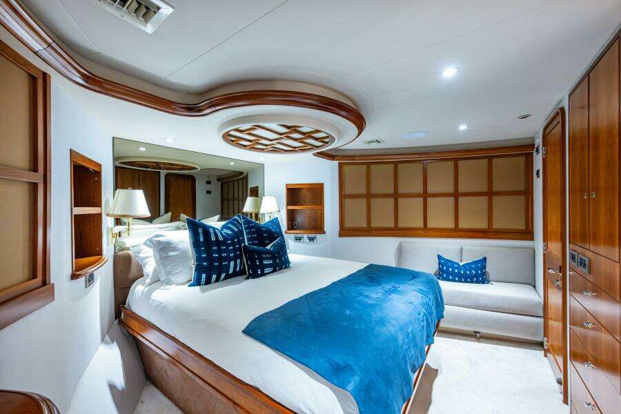 WESTPORT 112 LILA CUY
