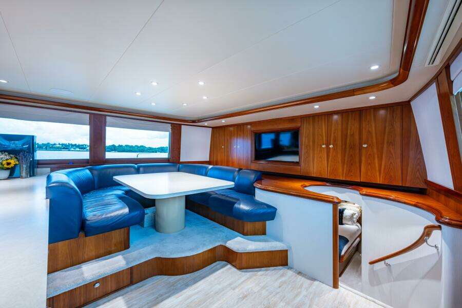 WESTPORT 112 LILA CUY