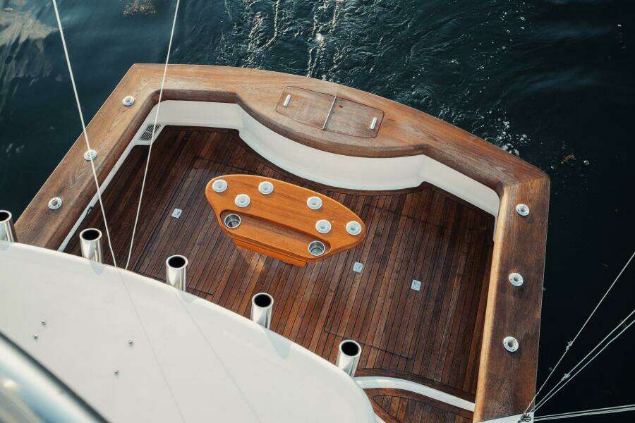 DOG HOUSE 40ft F amp S Yacht For Sale