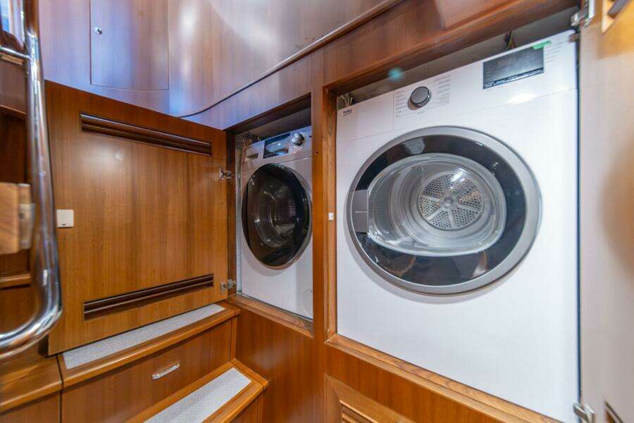 SMILE SMILE SMILE 72ft Outer Reef Yachts Yacht For Sale