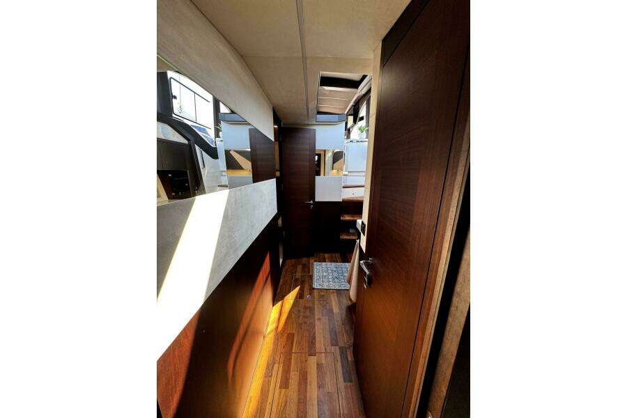 42ft Galeon Yacht For Sale