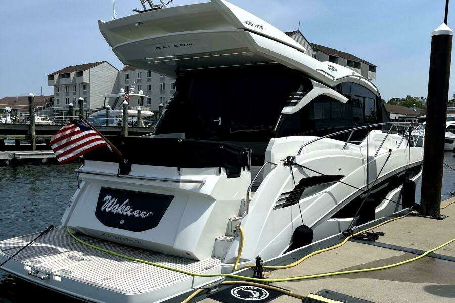 42ft Galeon Yacht For Sale