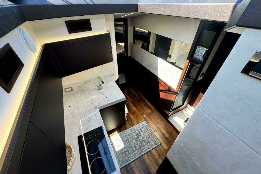 42ft Galeon Yacht For Sale